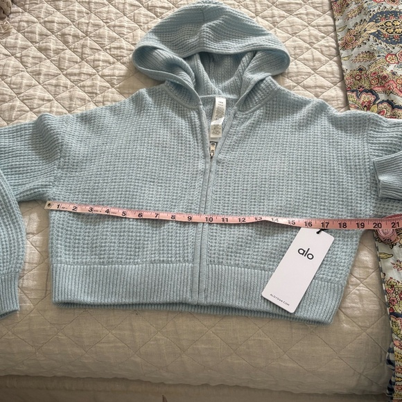 ALO Cashmere Plus Waffle Full Zip Hoodie - Crystal Blue NWT - Picture 8 of 9